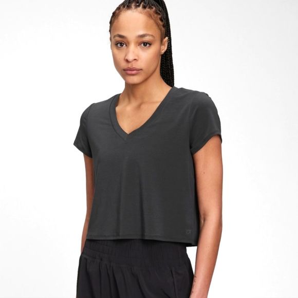 New with Tags SHEIN Black V Neck Crop Top size 2X - Picture 1 of 2